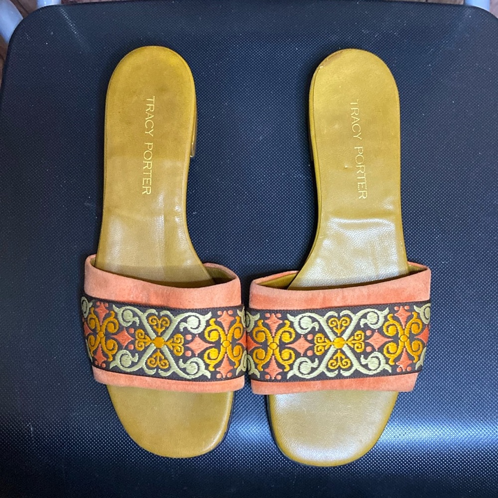 Tracy Porter Embroidered Slides Sandals 7